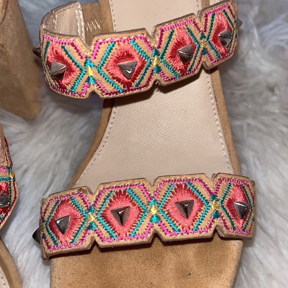 Botkier Gigi Sandals Suede Embellished Pink Studded Block Heel Sz 8 - Picture 4 of 9